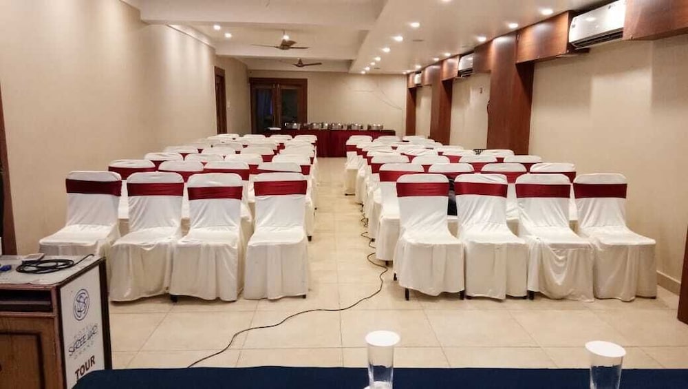 Hotel Shree Hari Grand 48/54