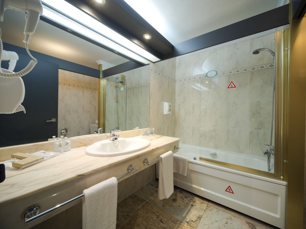 Hotel Bahia de Vigo 33/37