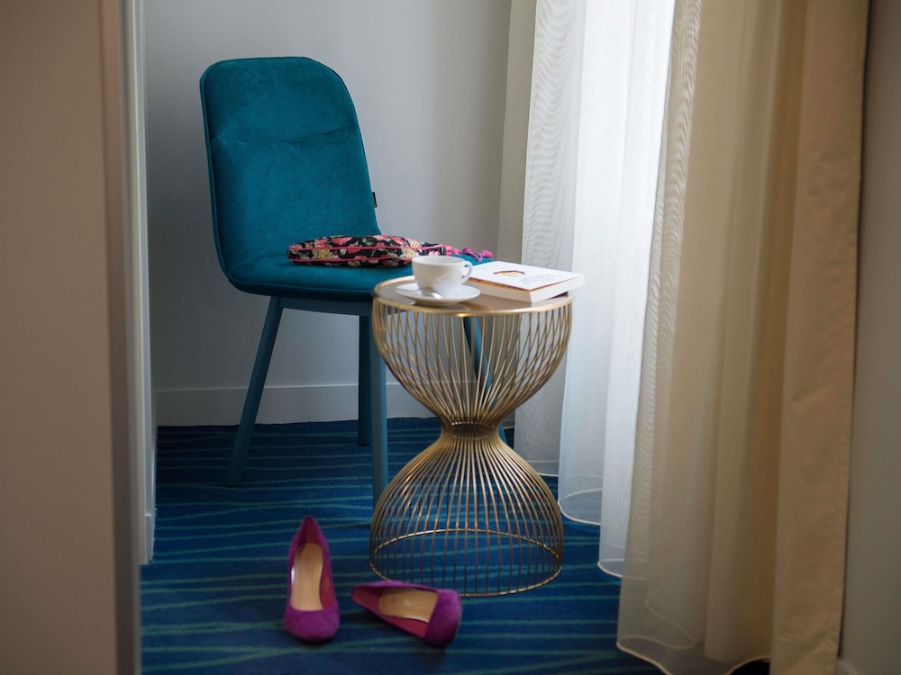 Hotel Mercure Paris Suresnes Longchamp 40/51