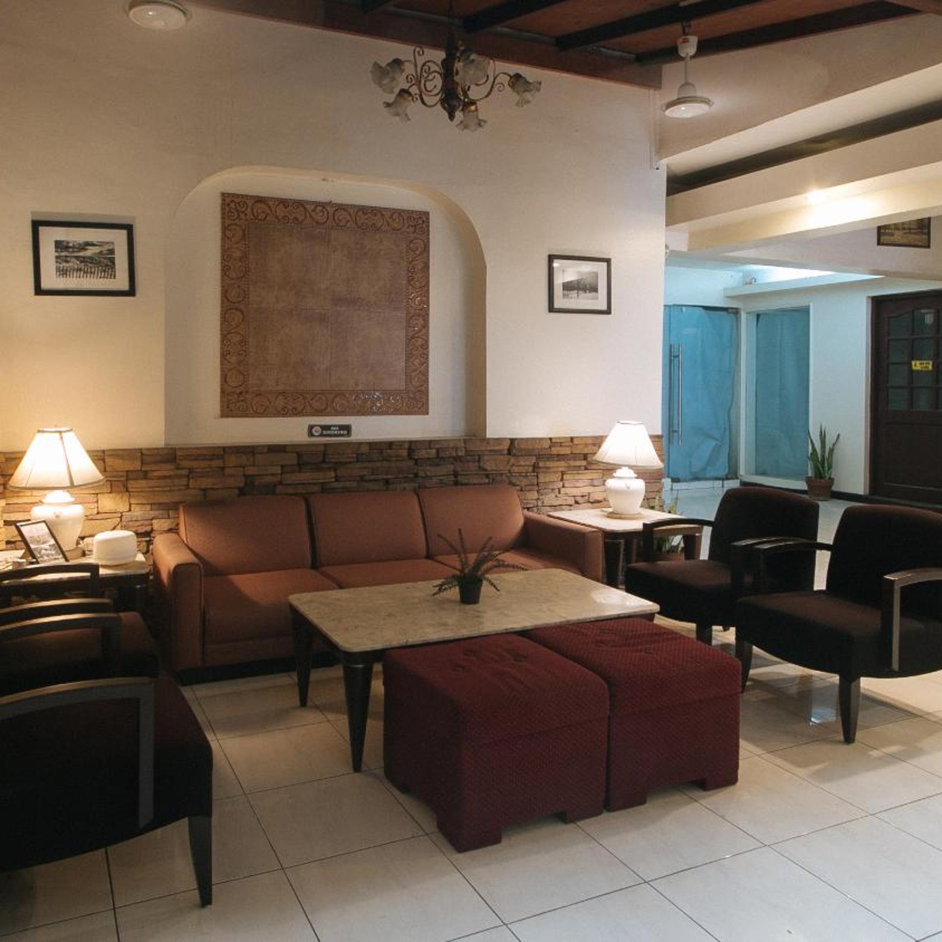 El Rico Suites 35/47