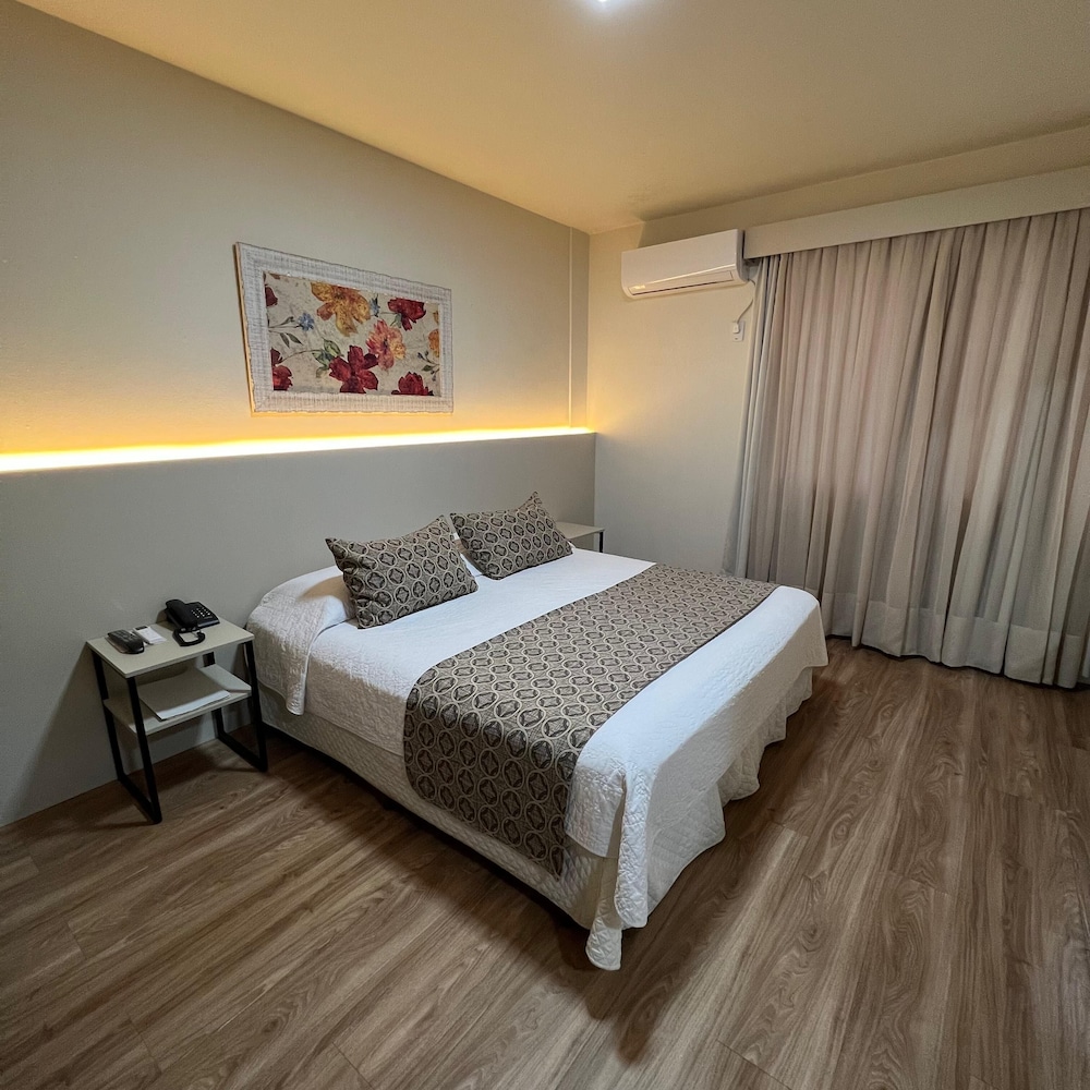 غرفة قياسية بسرير مزدوج أو سريرين منفصلين، Hotel Geranium 9/10
