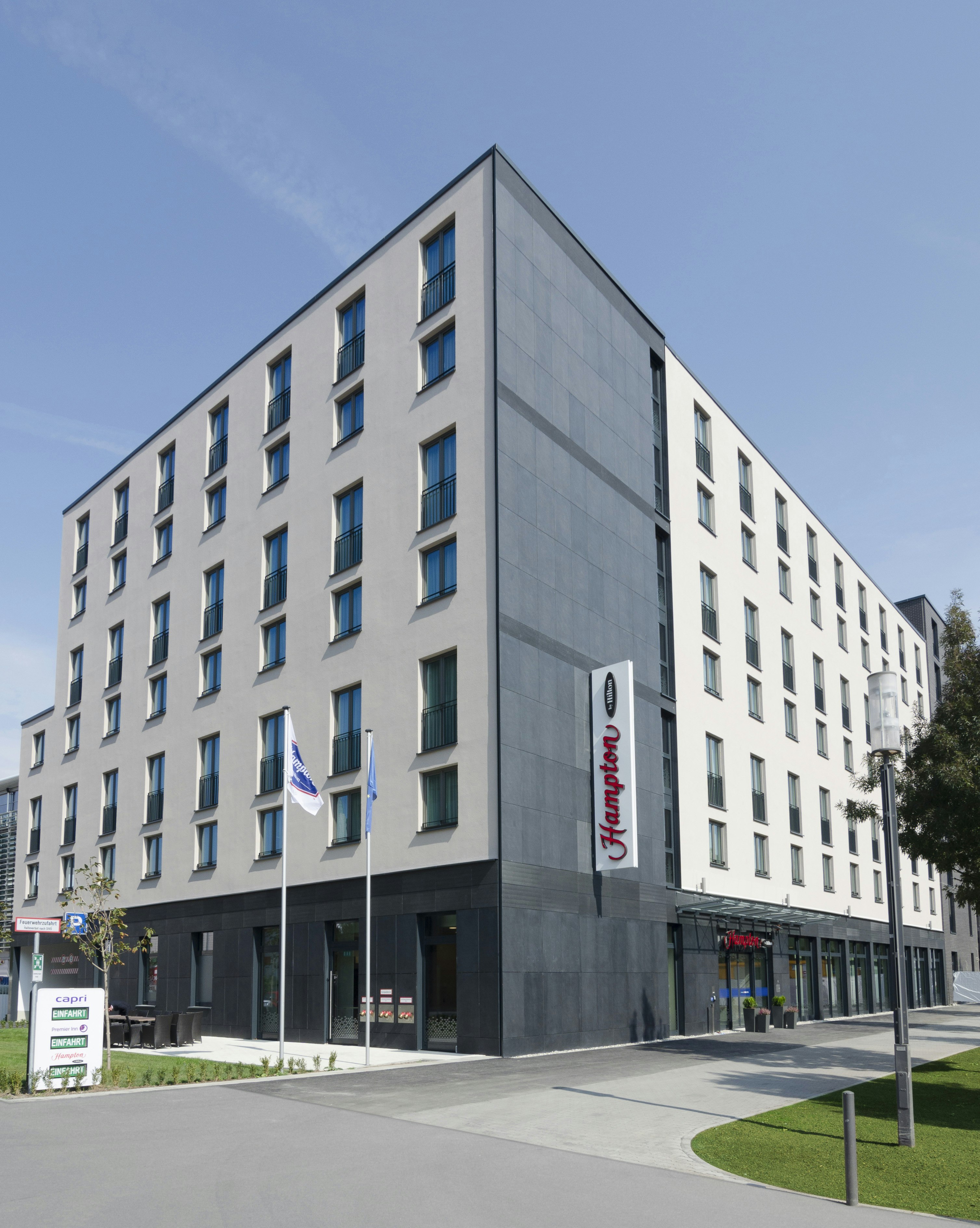 HAMPTON BY HILTON FRANKFURT CITY CENTRE MESSE 44/46