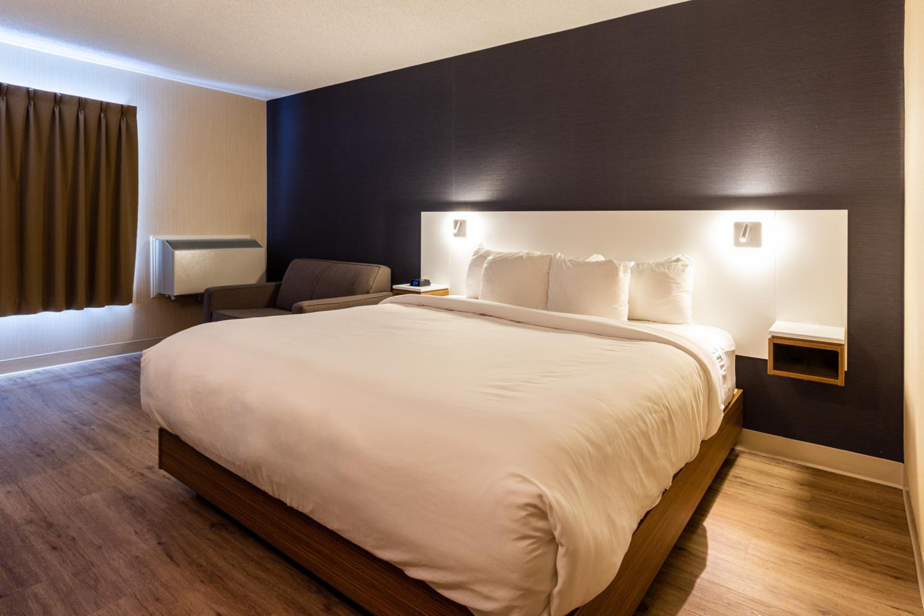 Room, King Bed, Accessible