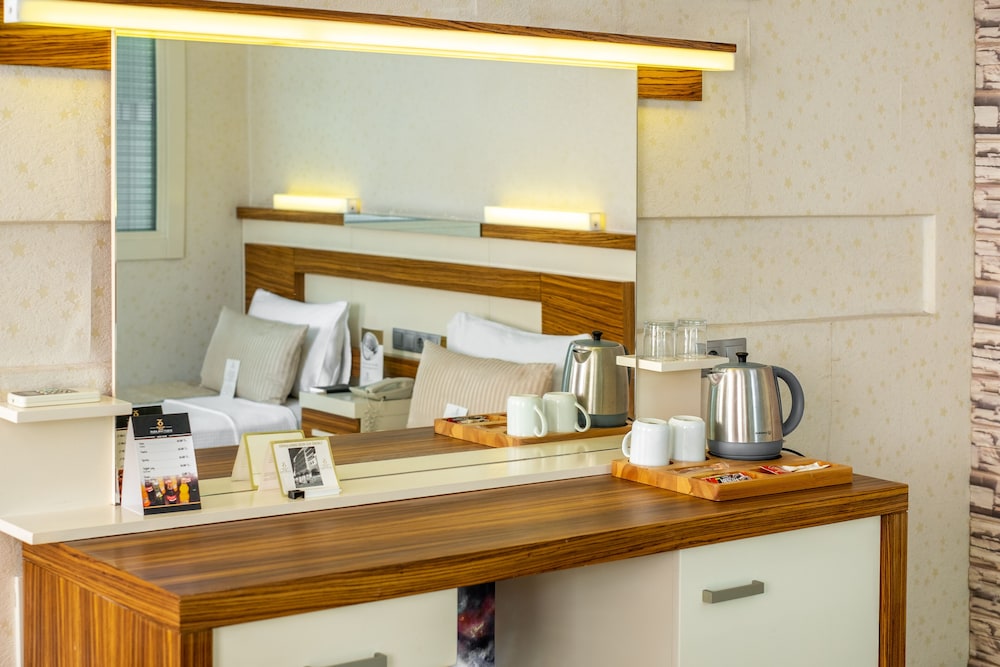 Oglakcioglu Park Boutique Hotel 58/71