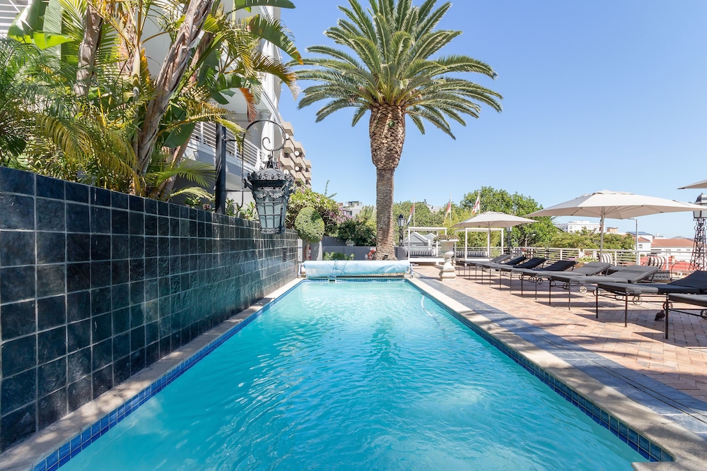 Romney Park All Suite Hotel And Spa 67/74