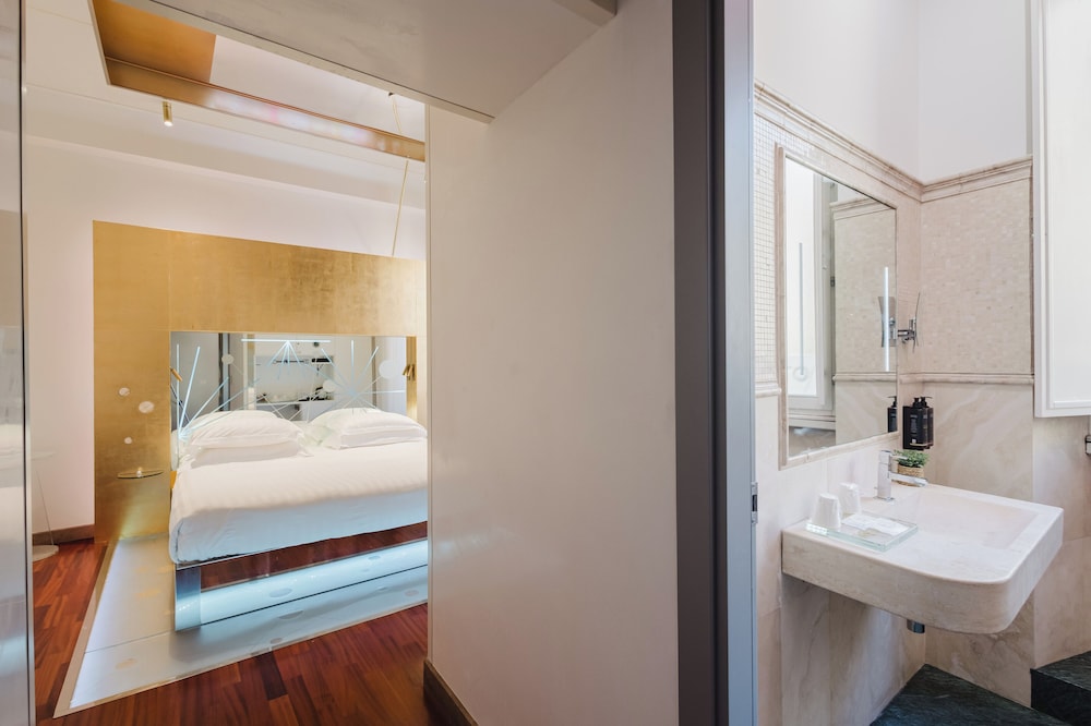 Hotel Trecento 47/50