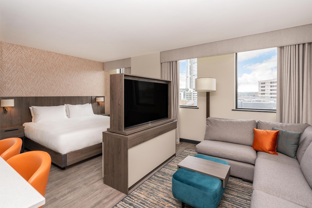 Hyatt House Leeds 10/50