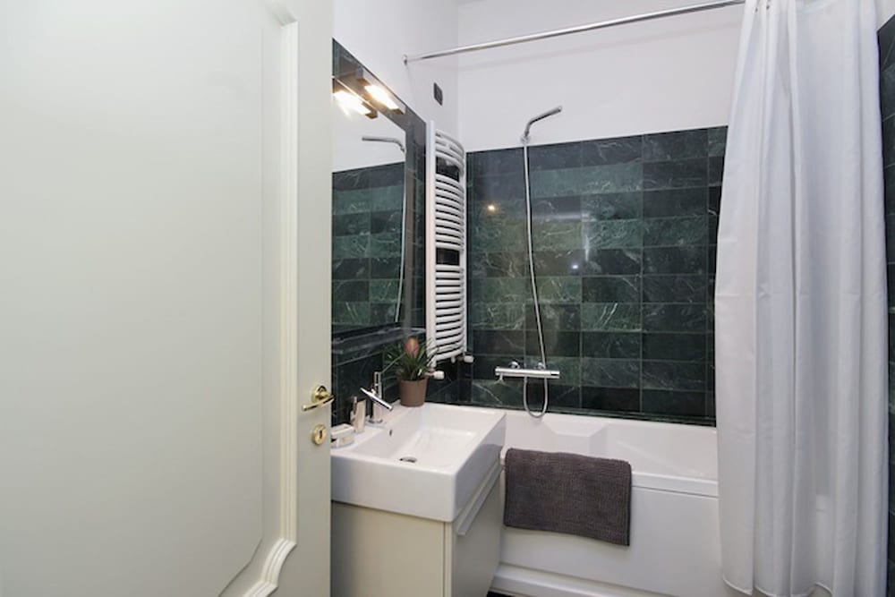 Crispi Luxury Apartments - My Extra Home 24/30