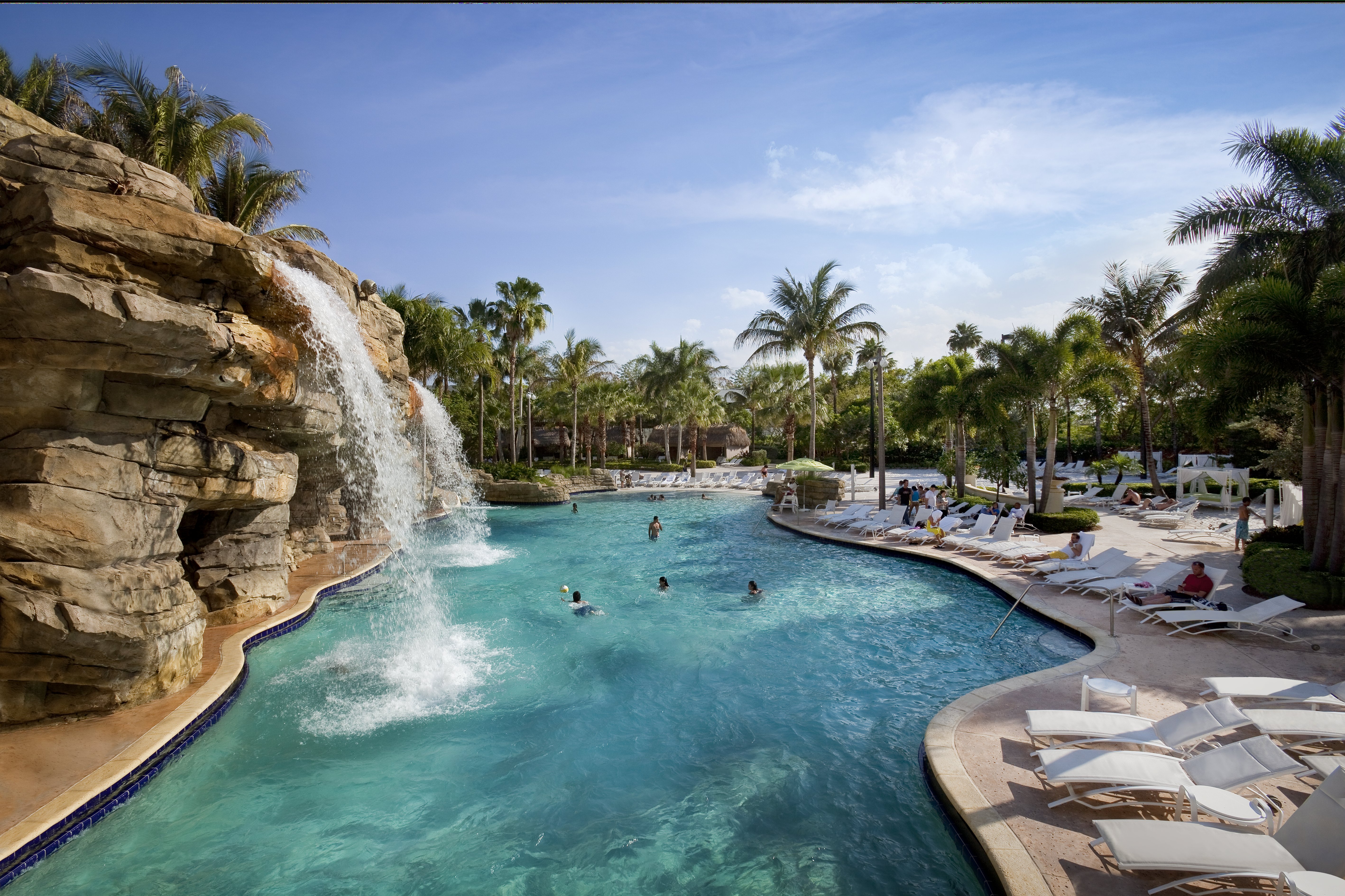 Seminole Hard Rock Hotel & Casino Hollywood 77/83
