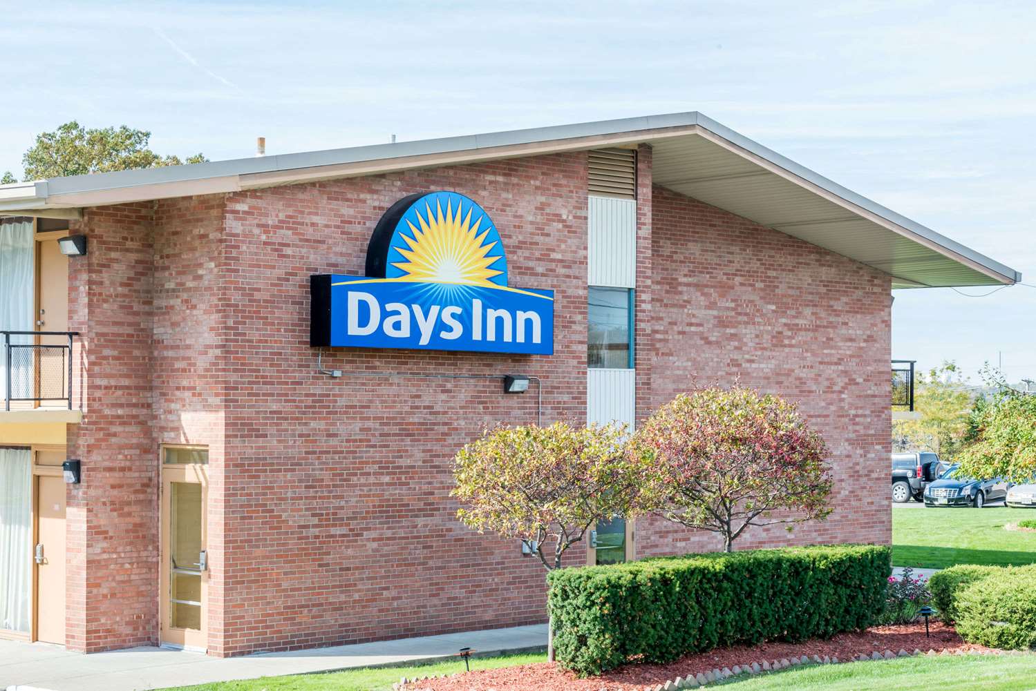Days Inn by Wyndham Niles 2/24