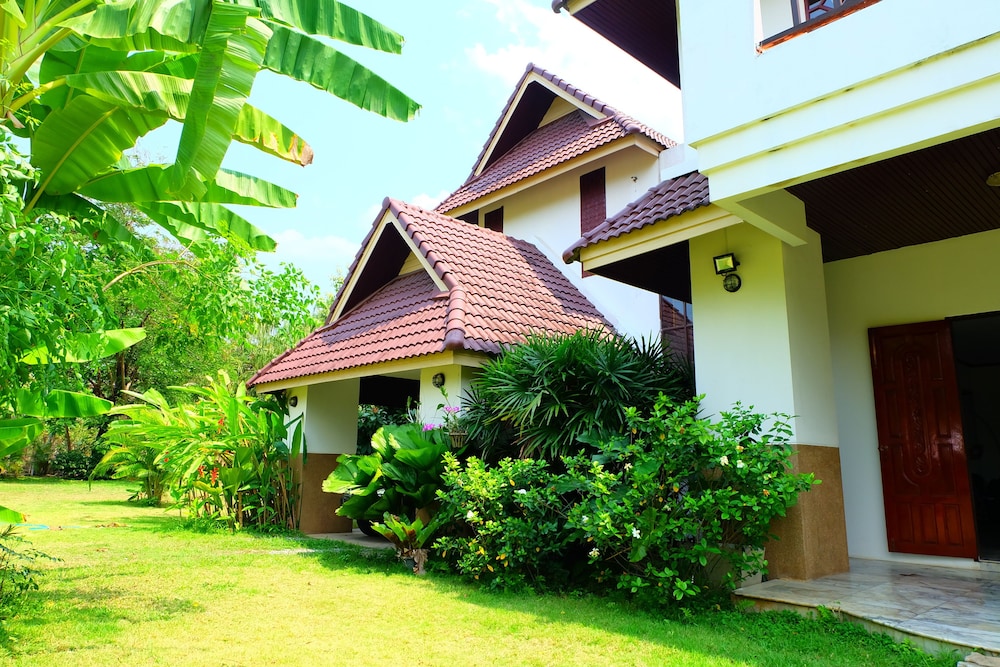 Villa Franjipani Maerim 33/41