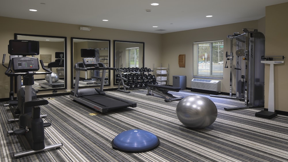Candlewood Suites Newark South University Area 11/28
