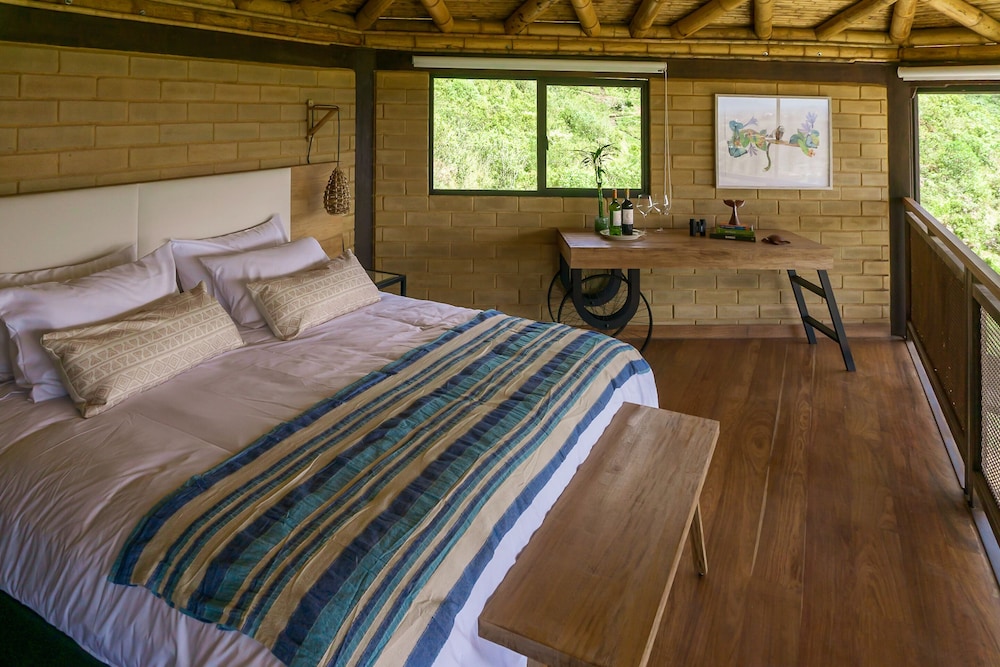 Cannua Lodge 9/50