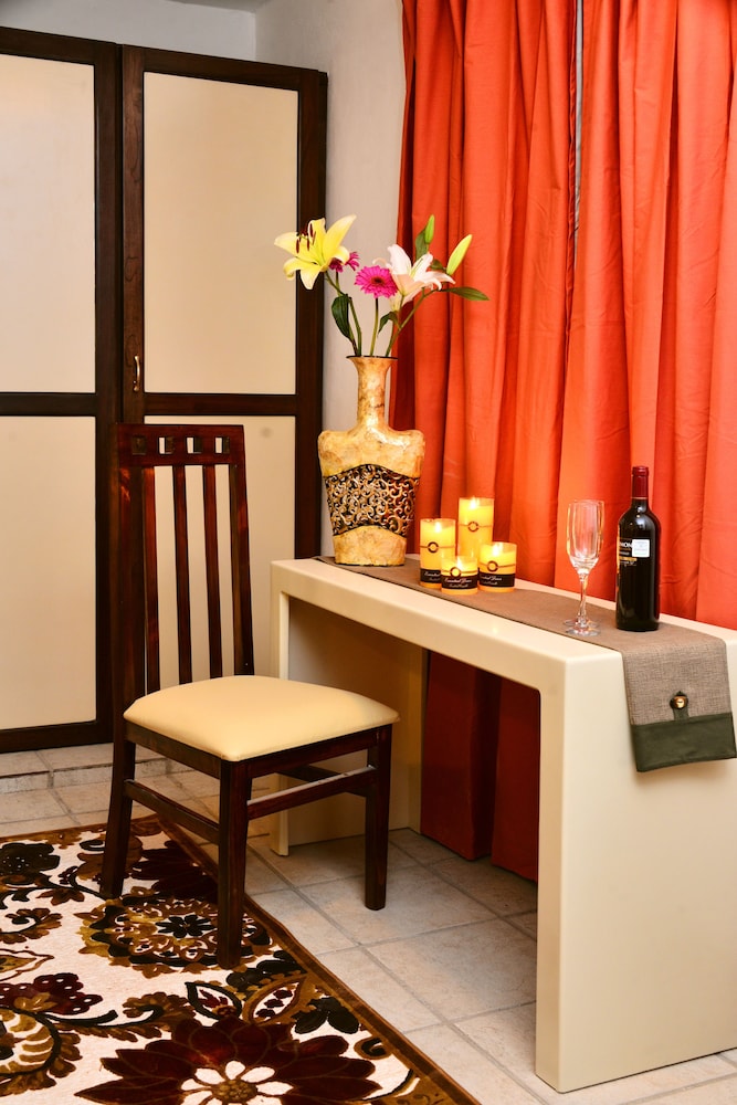 Posada Mariposa Boutique Hotel 59/71