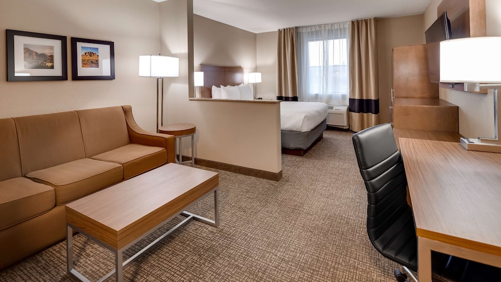 Best Western Plus Surprise-Phoenix NW 23/38