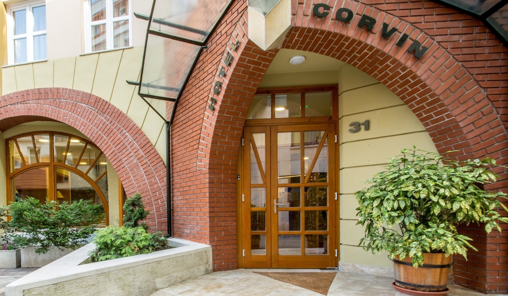 Corvin Hotel Budapest Corvin and Sissi Wing photo1