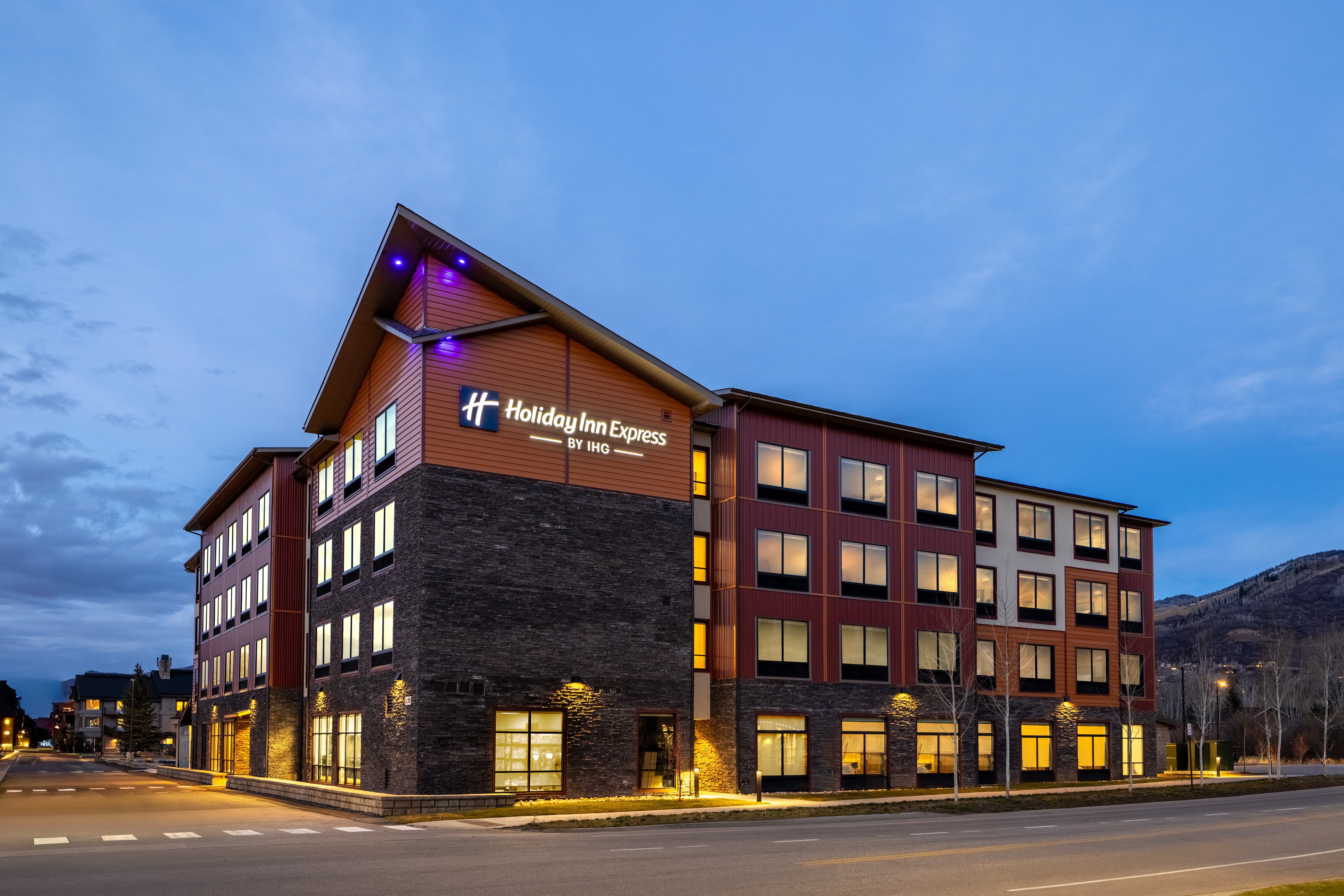 Holiday Inn Express & Suites Steamboat Springs by IHG 3/47