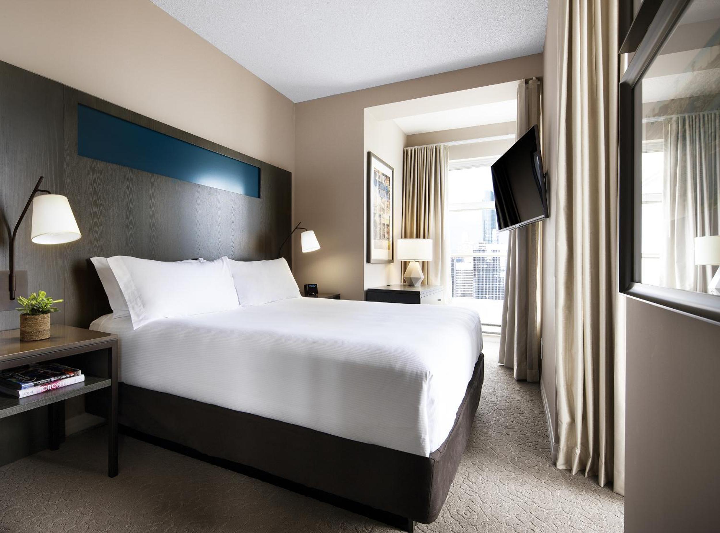 SUITE, TOWER ONE