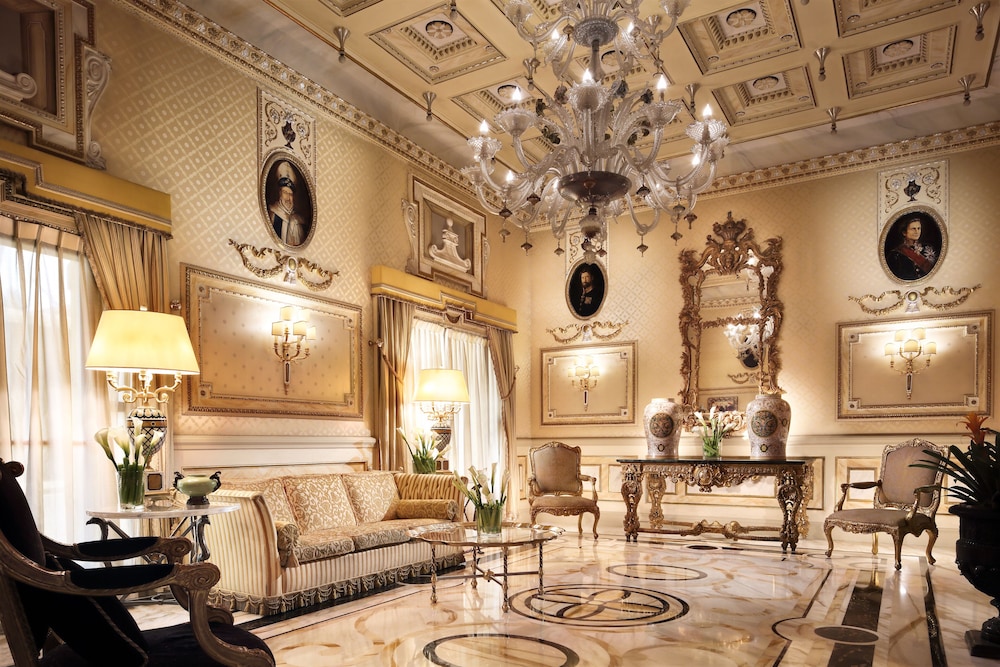 Splendide Royal Hotel 78/85