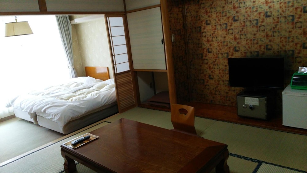 Gensenkan 5/26