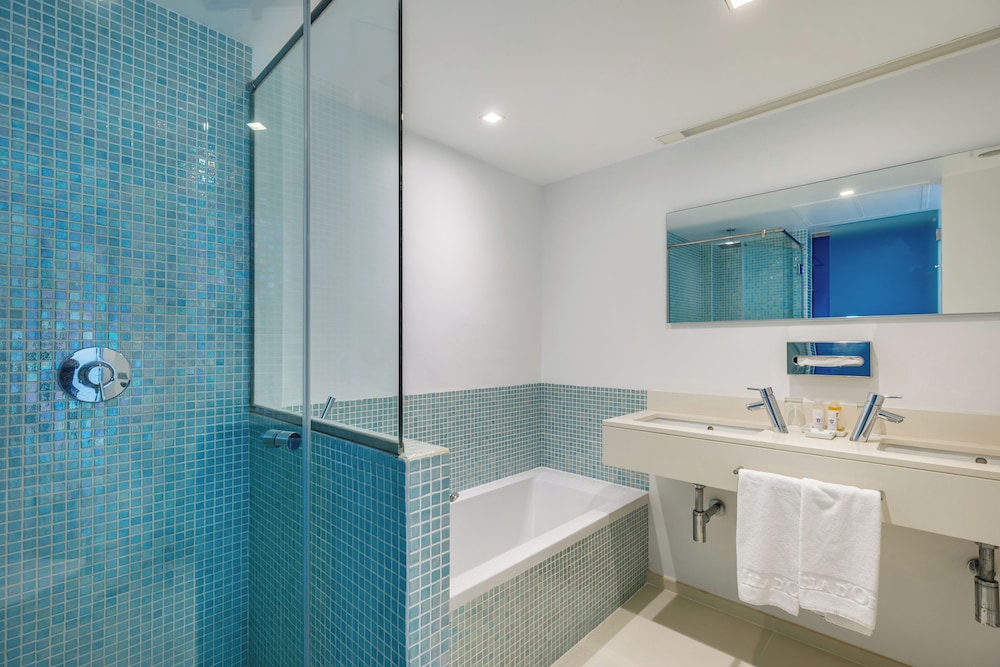شقة كلوب بسرير مزدوج بشرفة مع أريكة في الملحق، Hotel Illa D Or And Illa D Or Club Apartments 4/4