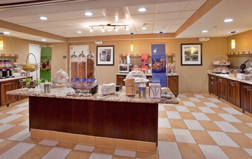 Hampton Inn And Suites Aberdeen 10/44