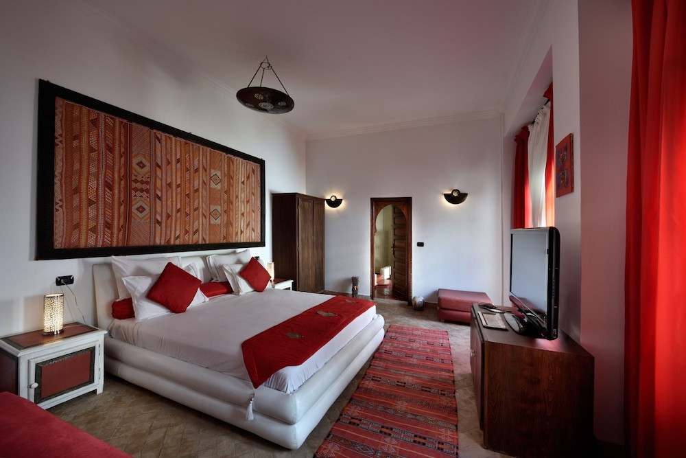 Riad Les Ammonites 7/63