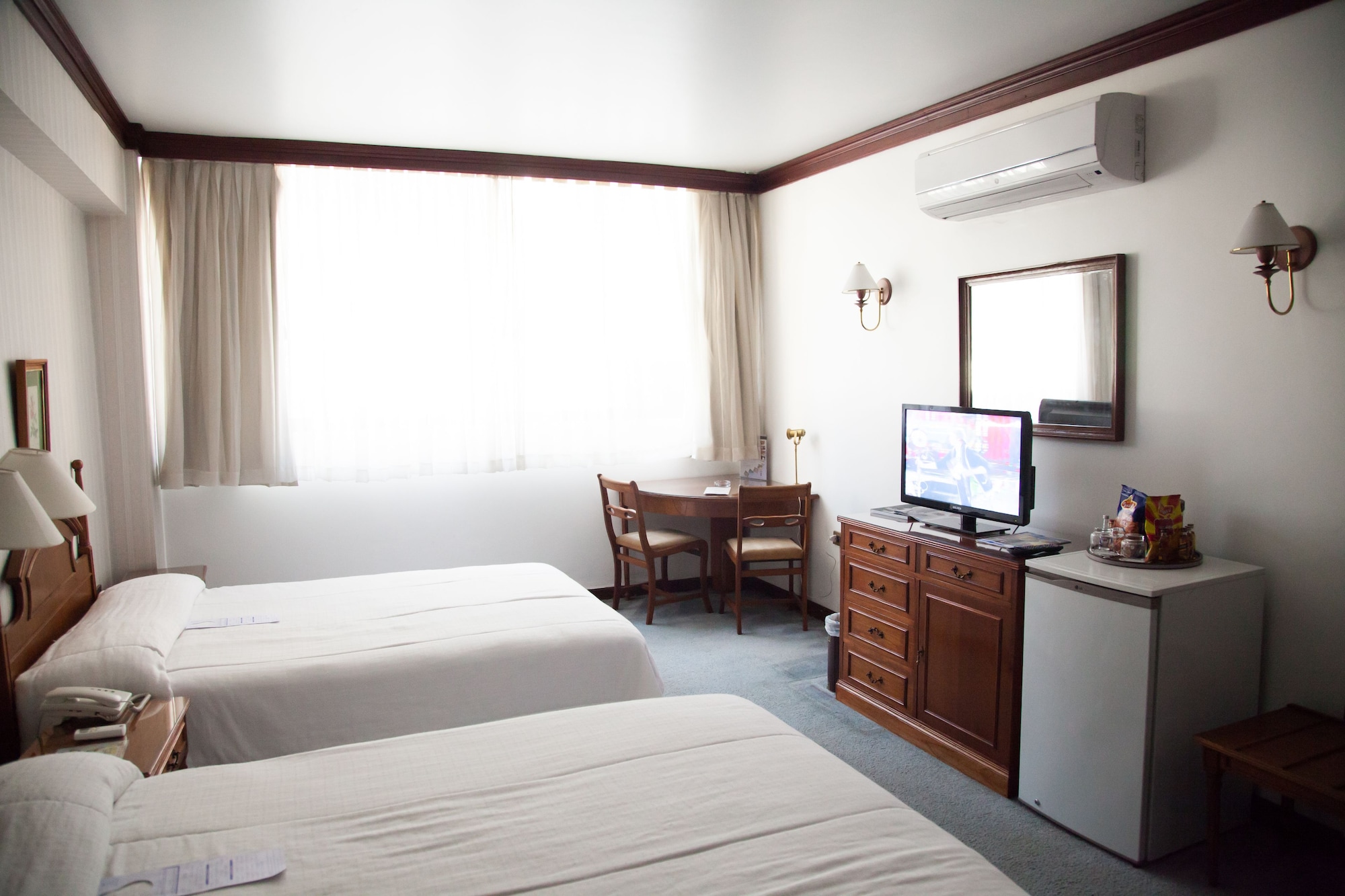 STANDARD, TWIN BEDS