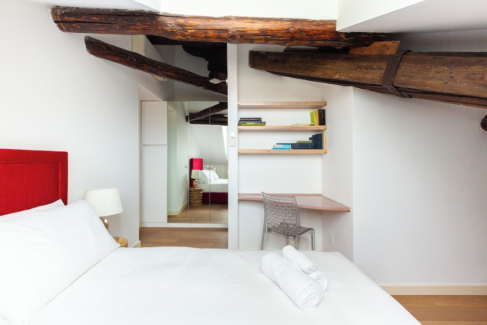 easyhomes - San Marco 8/23