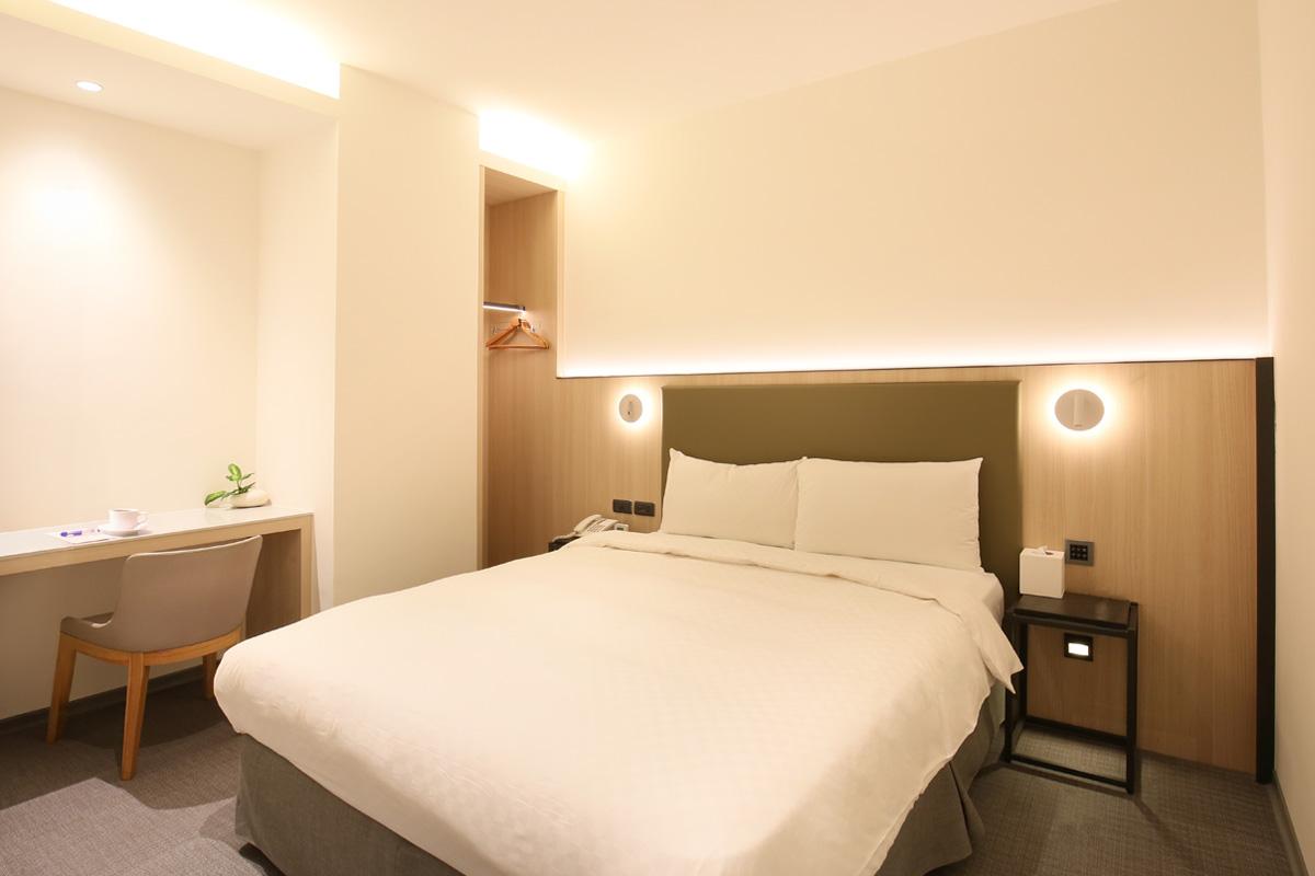 Economic Room (No Window)