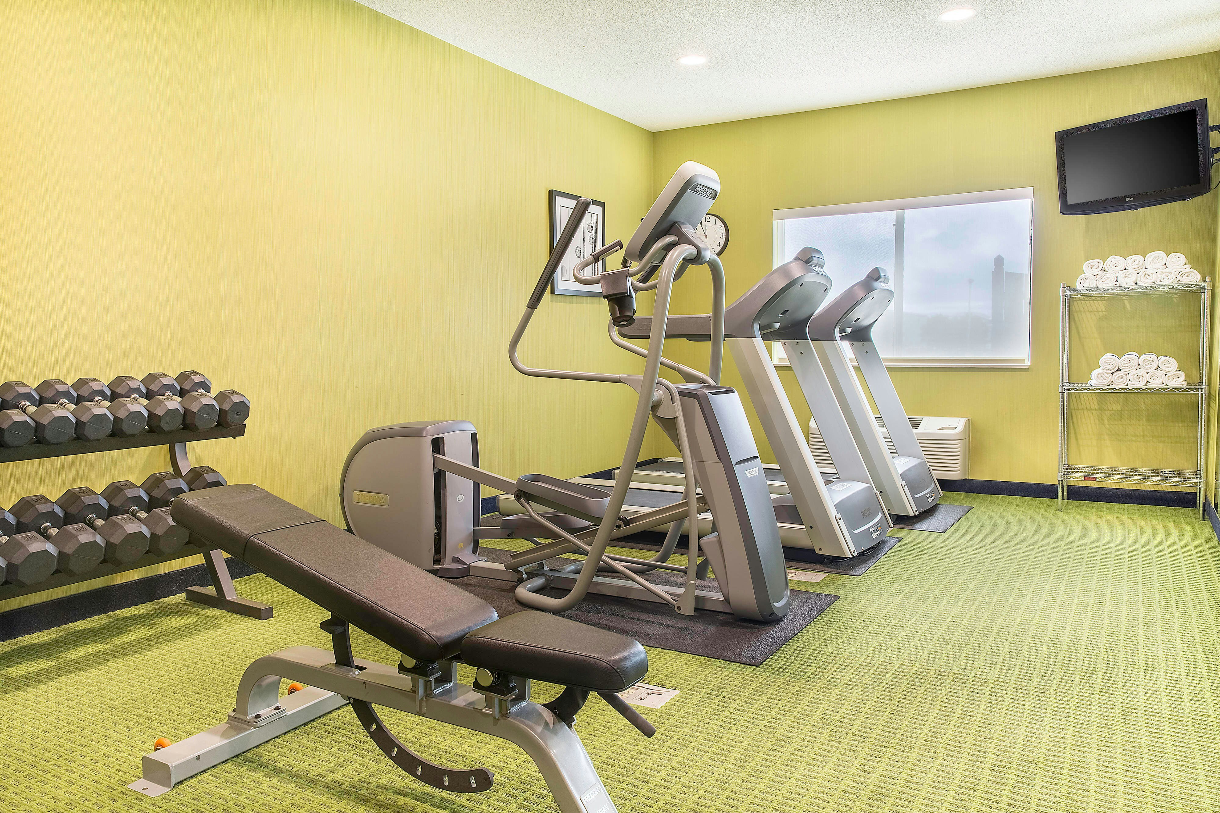 Fairfield Inn Suites Fargo 18/34