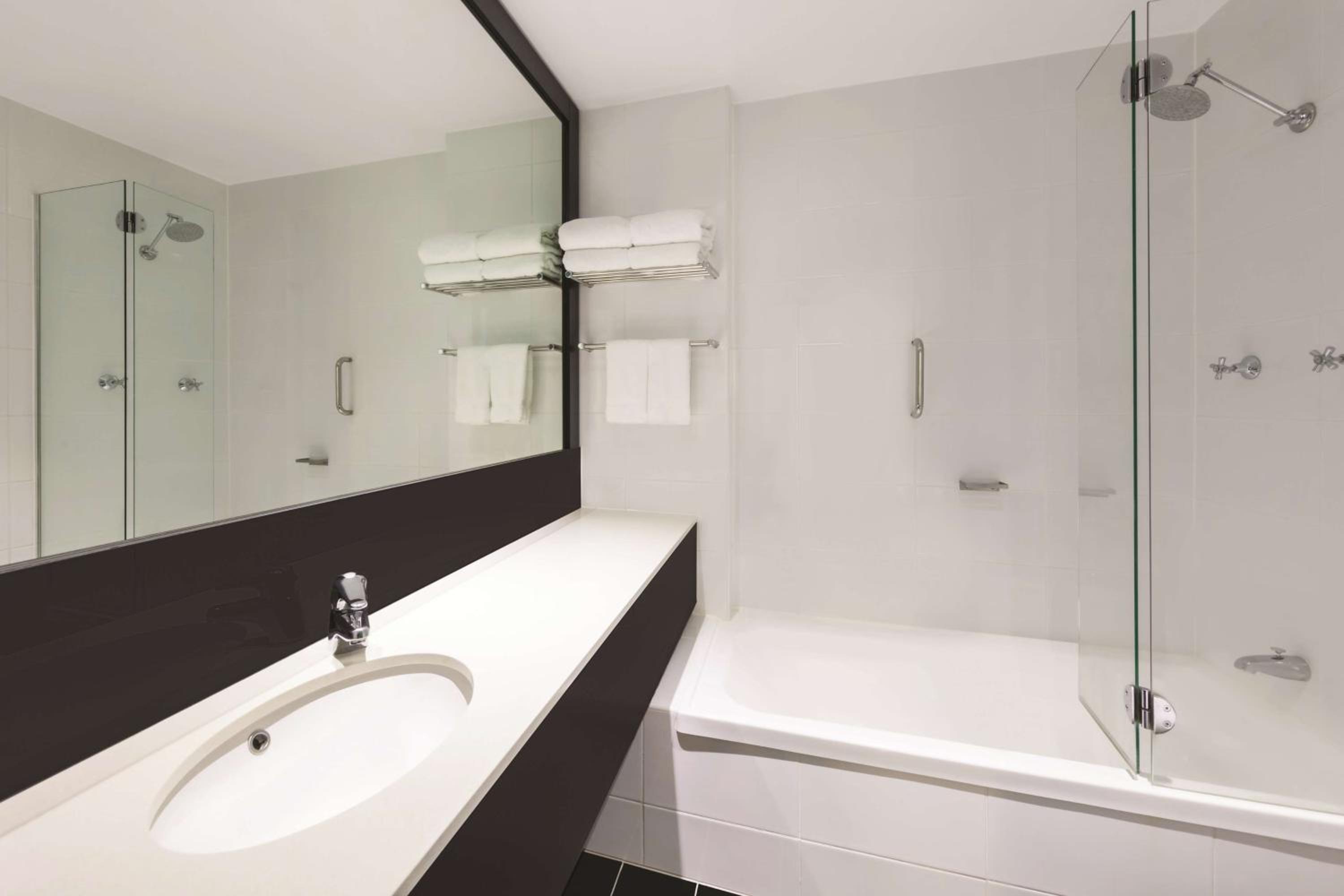 غرفة بسرير مزدوج أو سريرين منفصلين، Vibe Hotel Gold Coast 4/8