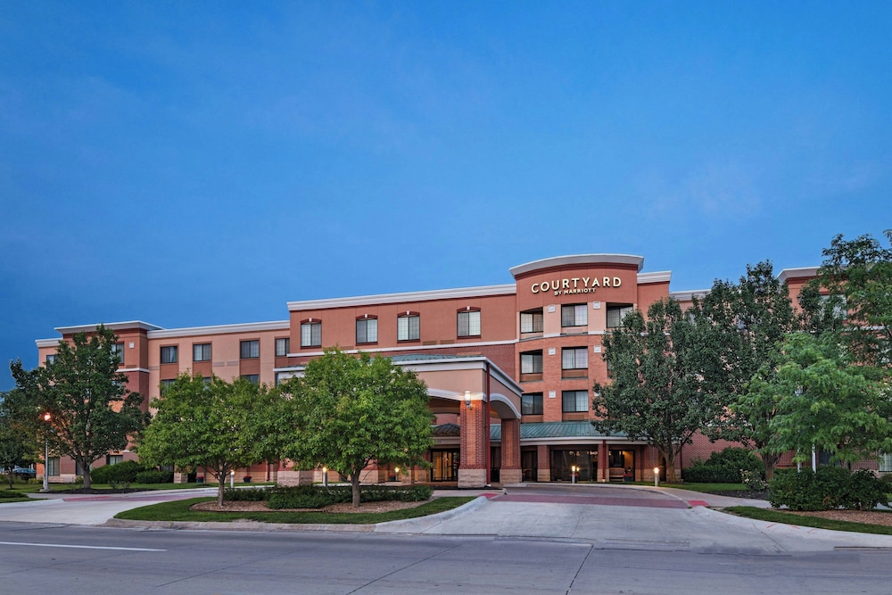 Courtyard Marriott Aksarben Village in OMAHA - NE