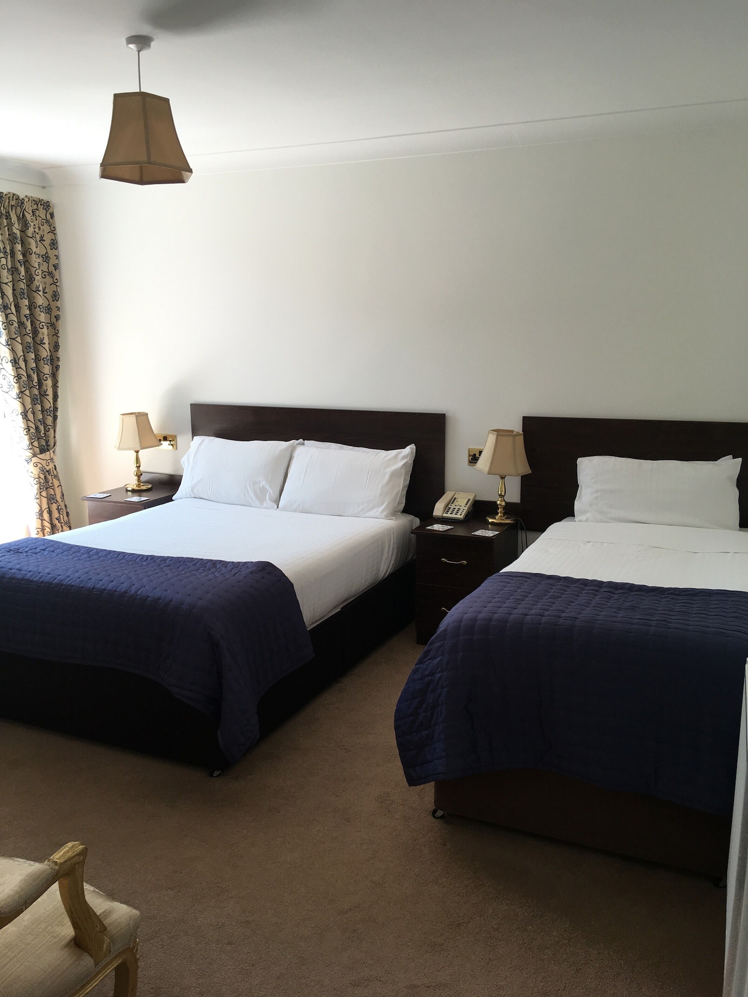 ROOM, TRIPLE