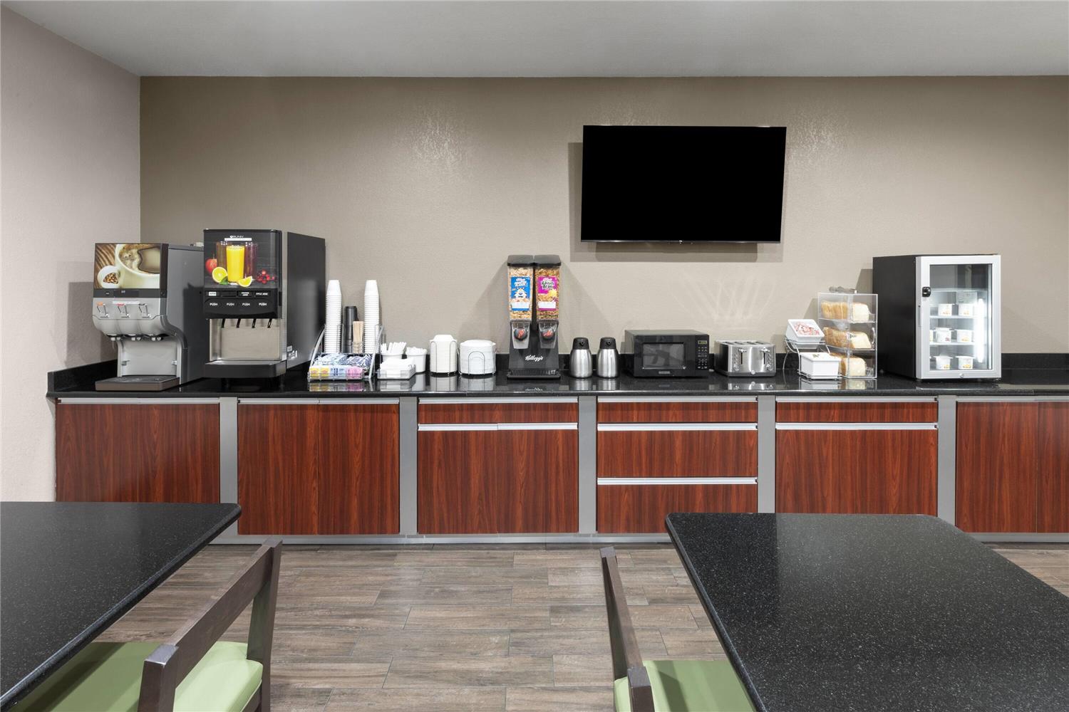 Super 8 By Wyndham San Antonio/Alamodome Area 32/38