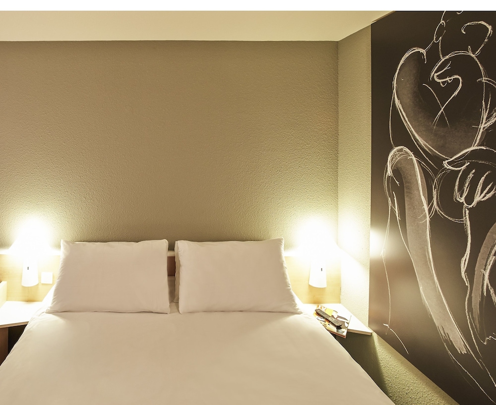 IBIS MONTELIMAR NORD 22/69