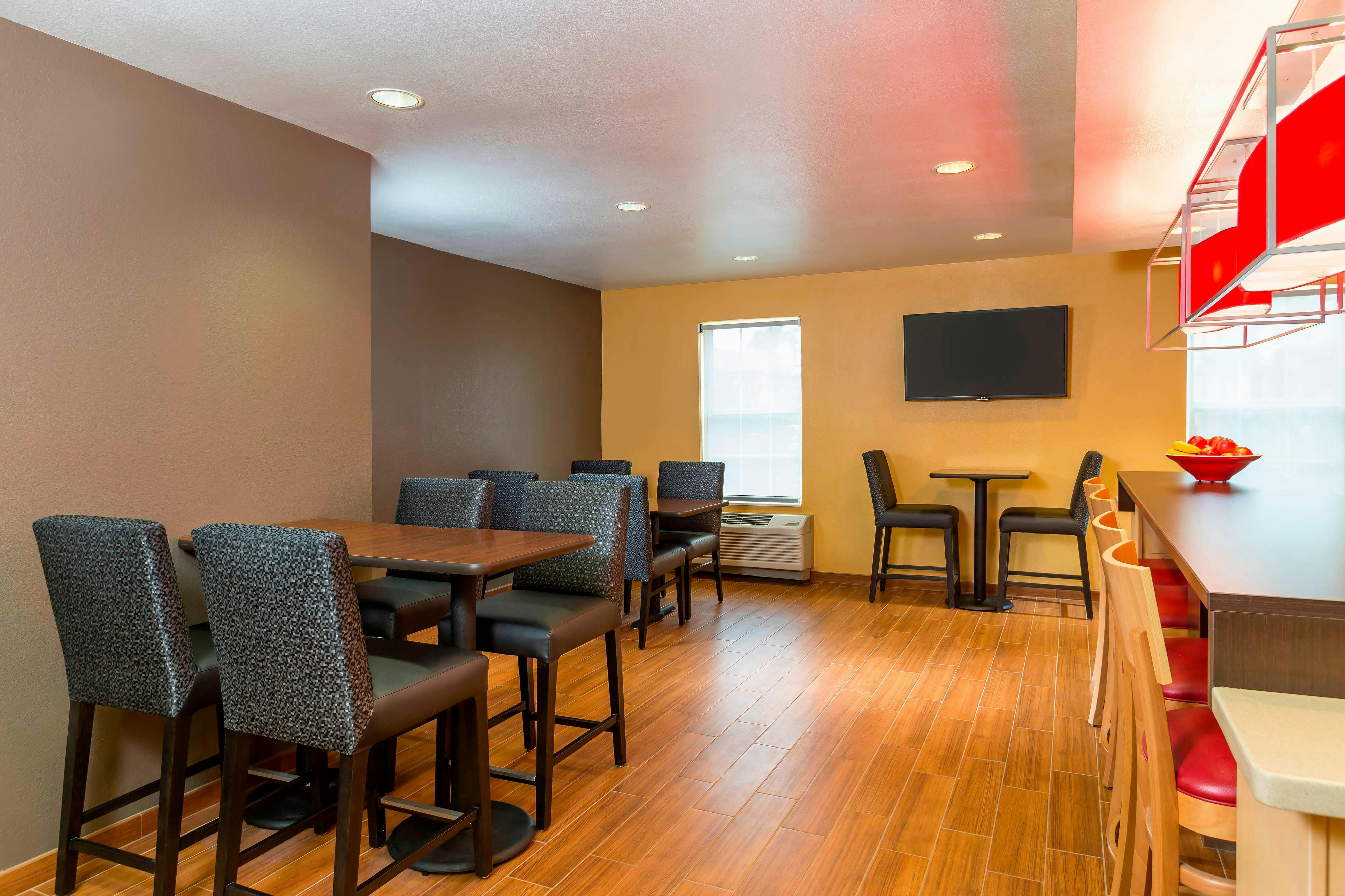 Towneplace Suites Phoenix North 6/6