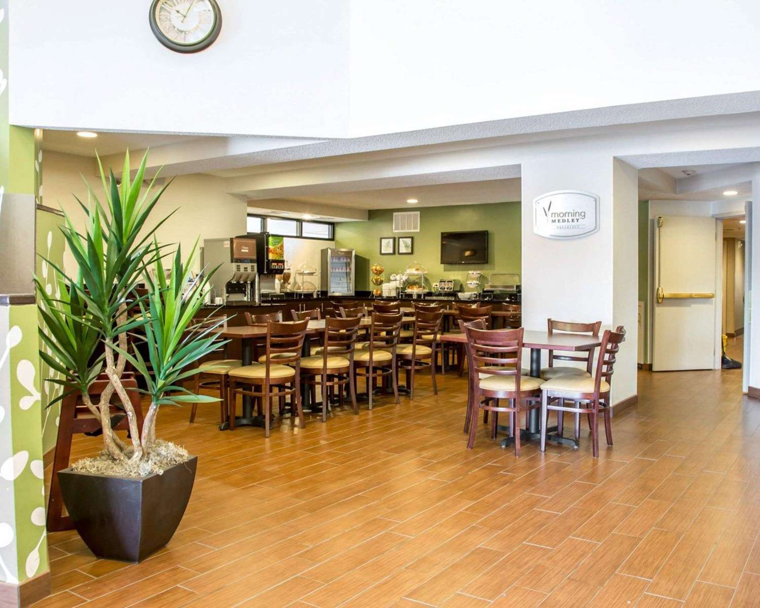 Sleep Inn Midway Airport 13/19