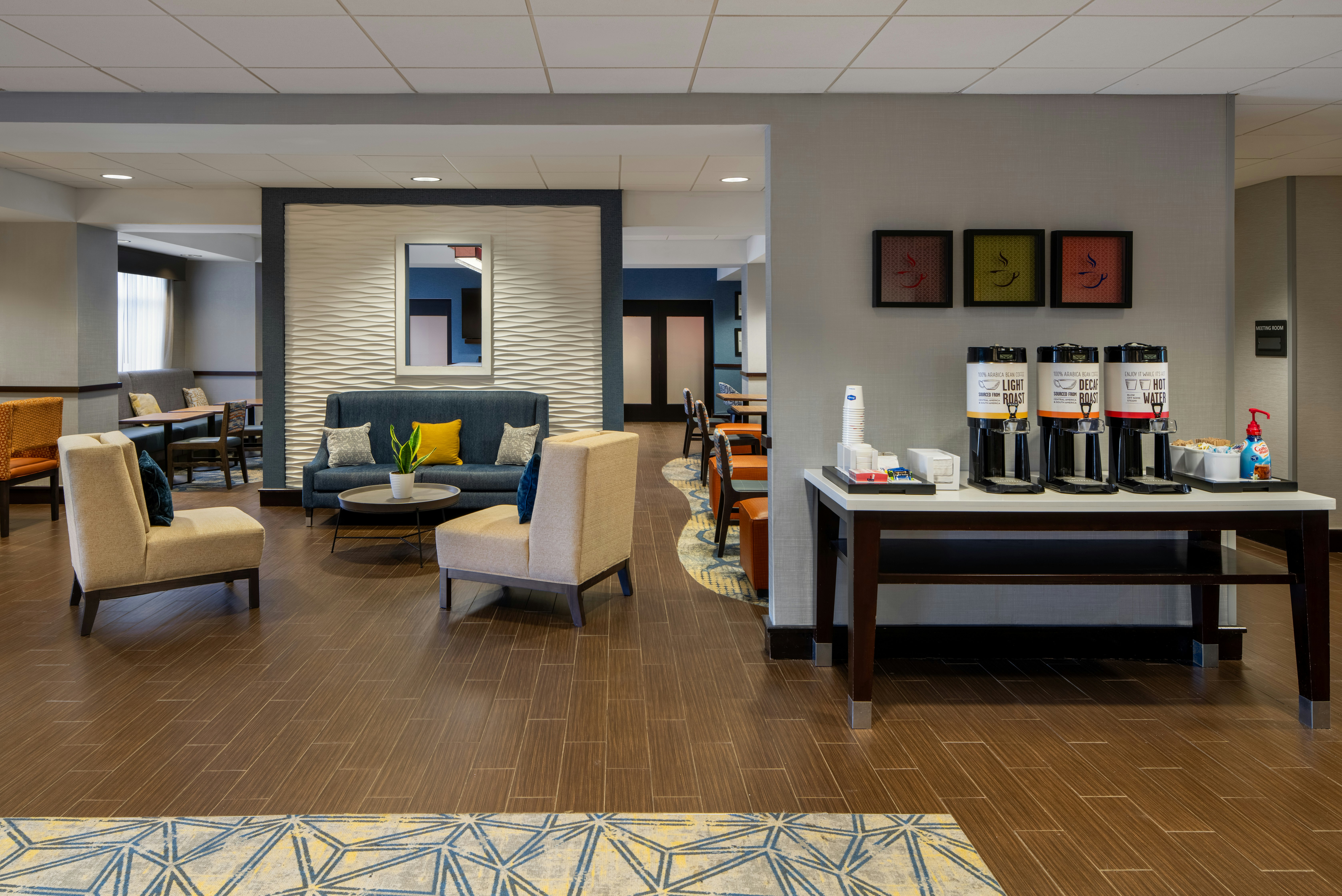 Hampton Inn Seneca Falls 13/22