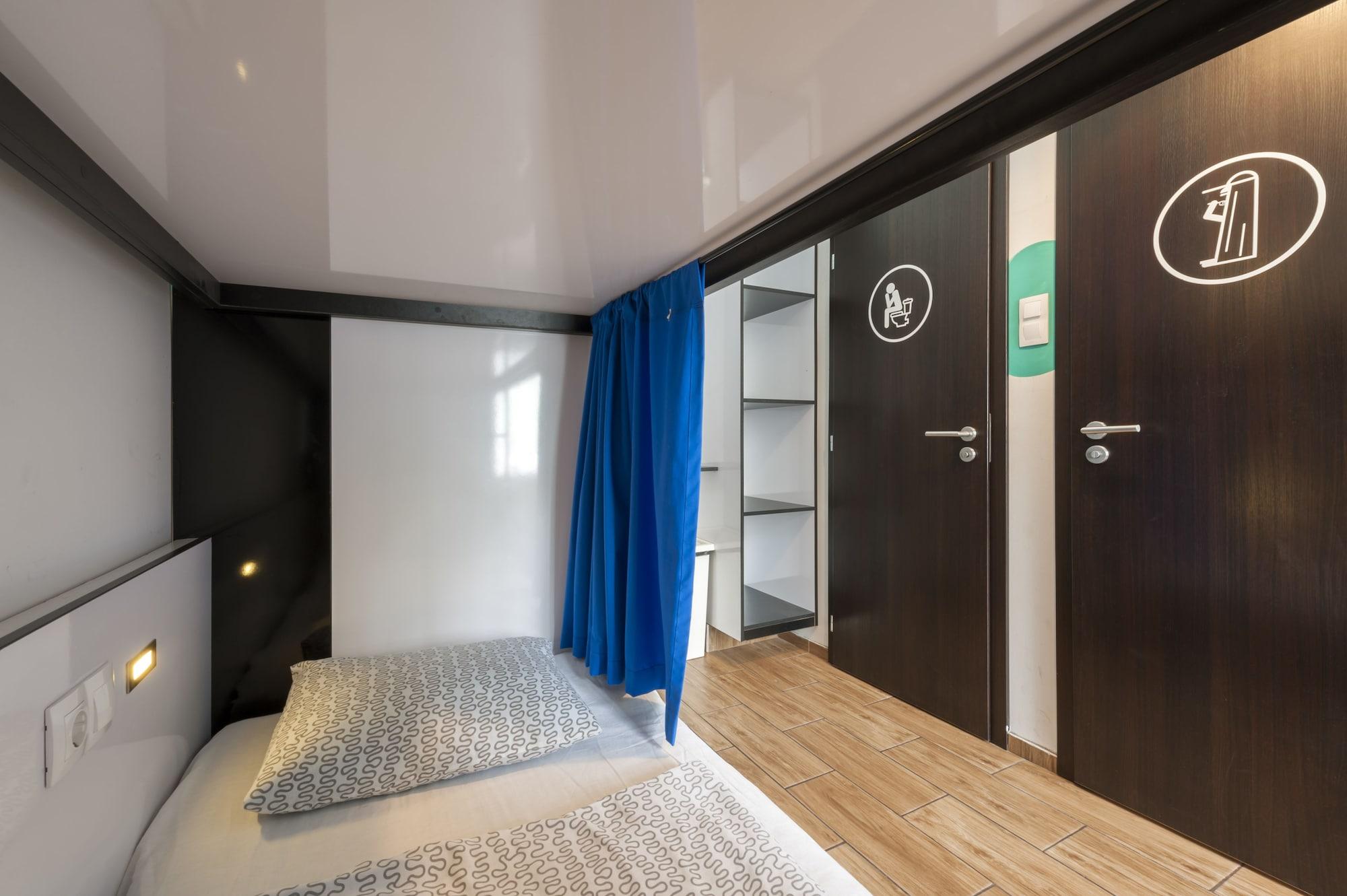 Adagio Hostel 1.0 Oktogon 4/65
