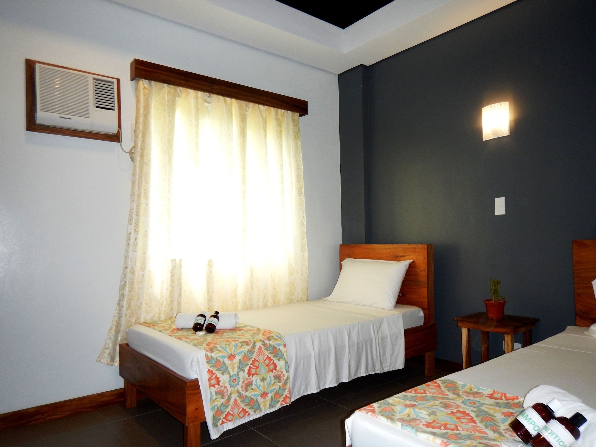 STANDARD, TWIN BEDS