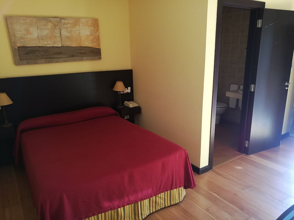 Pazo de Lestrove 3/23