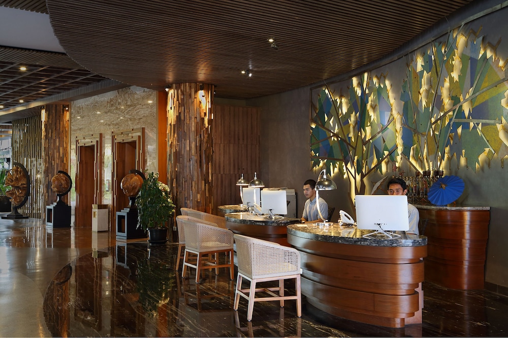 The Crystal Luxury Bay Resort Nusa Dua 60/72