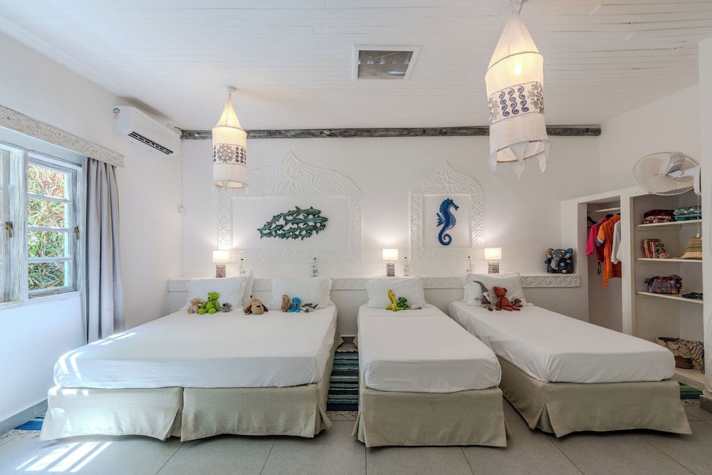 Nomad Beach Resort 23/76