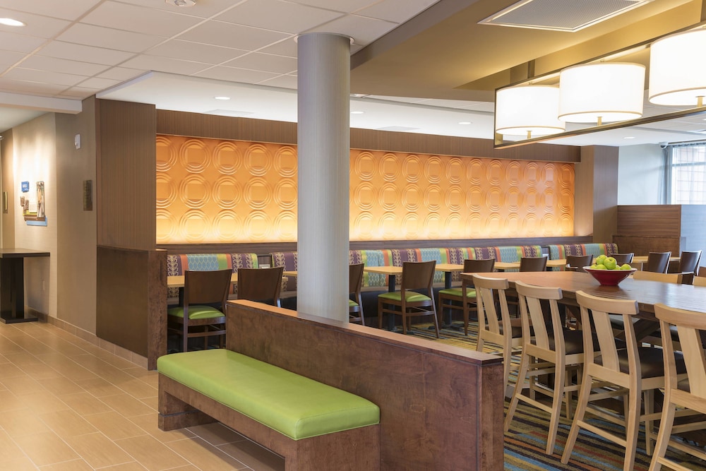 Fairfield Inn and Suites Orlando Kissimmee/Celebration 8/30