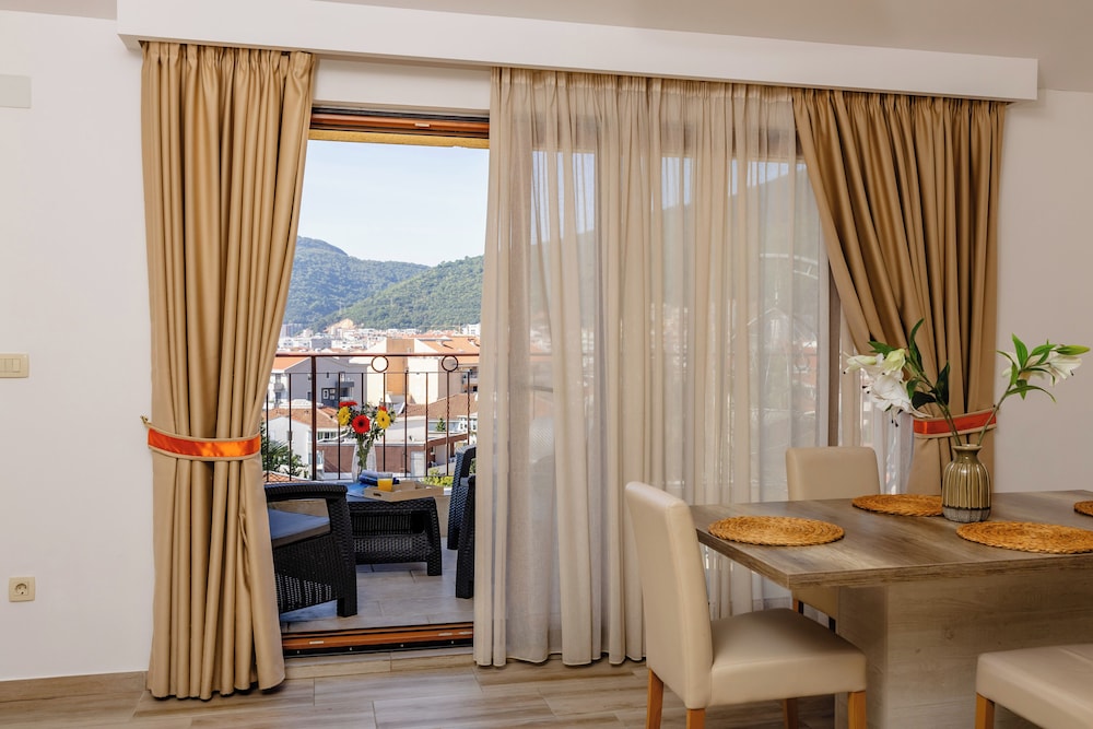 Apartments Arvala 12/46