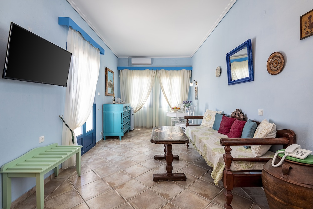 MALTEZANA BEACH HOTEL 9/13