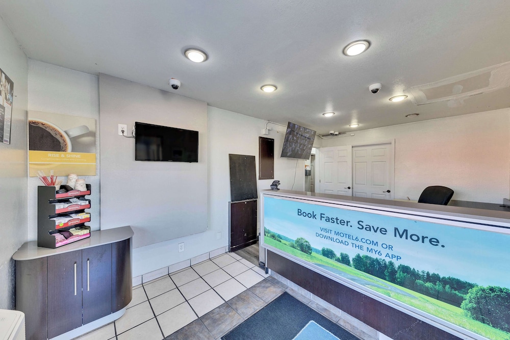 Motel6 Austin, TX - Airport - South 25/58