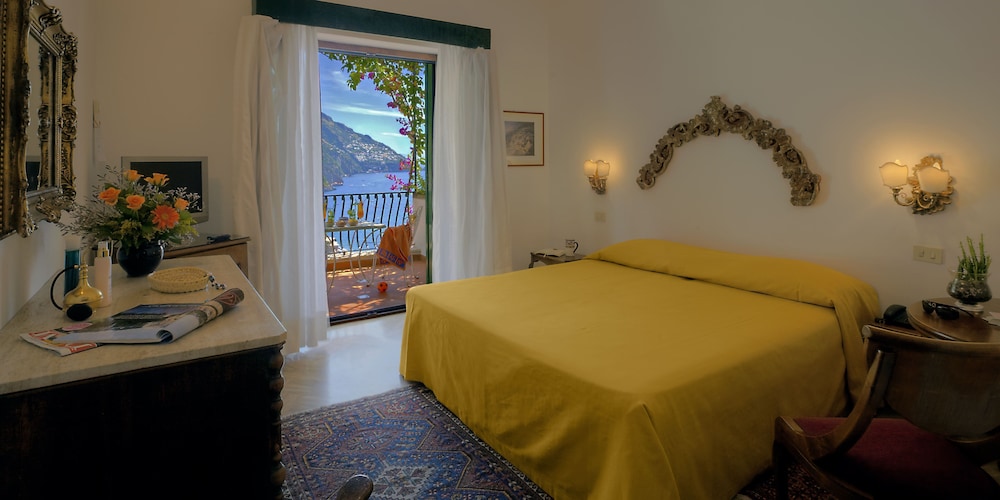 Poseidon Hotel 42/55