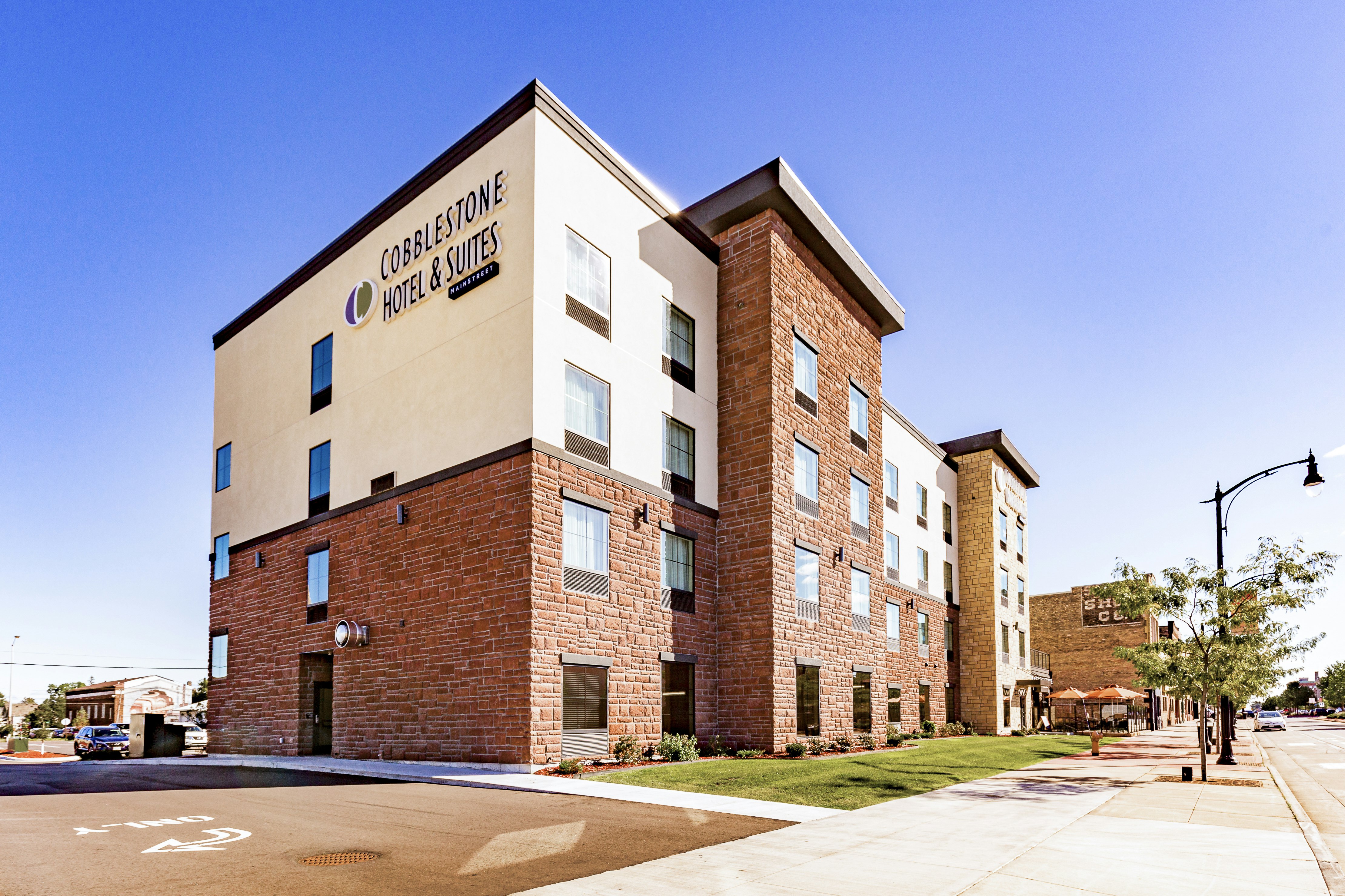 Cobblestone Hotel & Suites - Superior Duluth 47/50